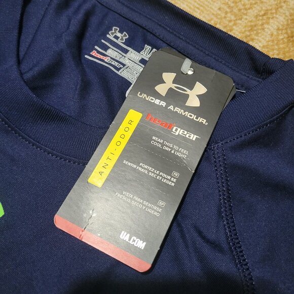 Under Armour HG Heat Gear 2017 NCAA Division III 3 Track & Field Championship Sh - Picture 4 of 7